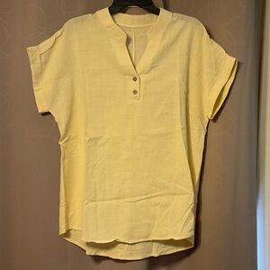 Casual Split-Neck Short Sleeve Tunic in Lemon